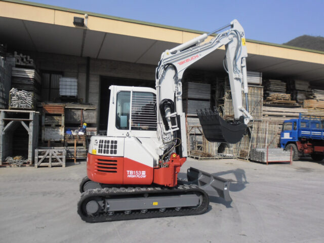 Escavatore cingolato 55
