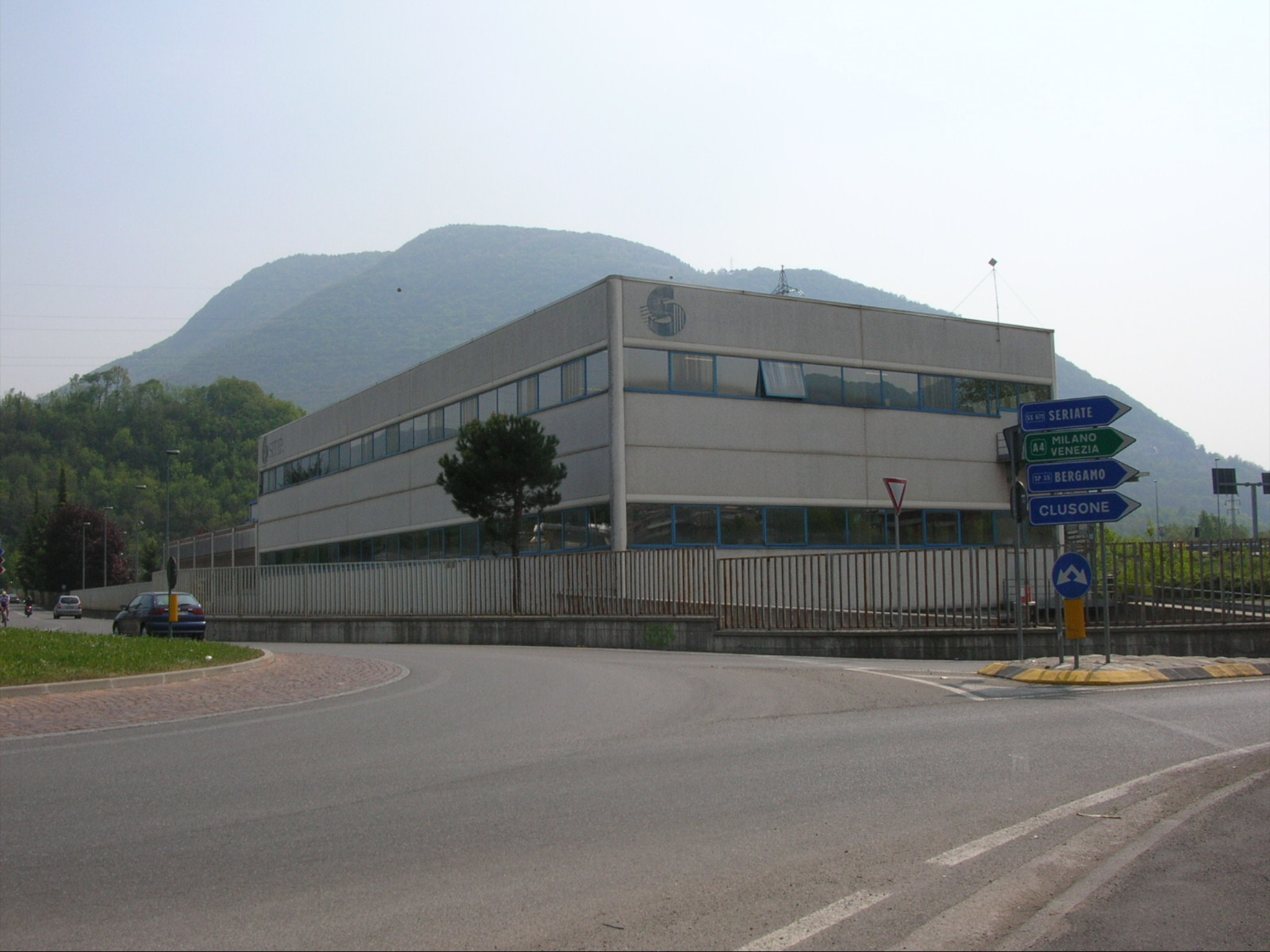 Costruzione edificio industriale