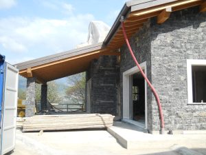 Rivestimento parete in pietra