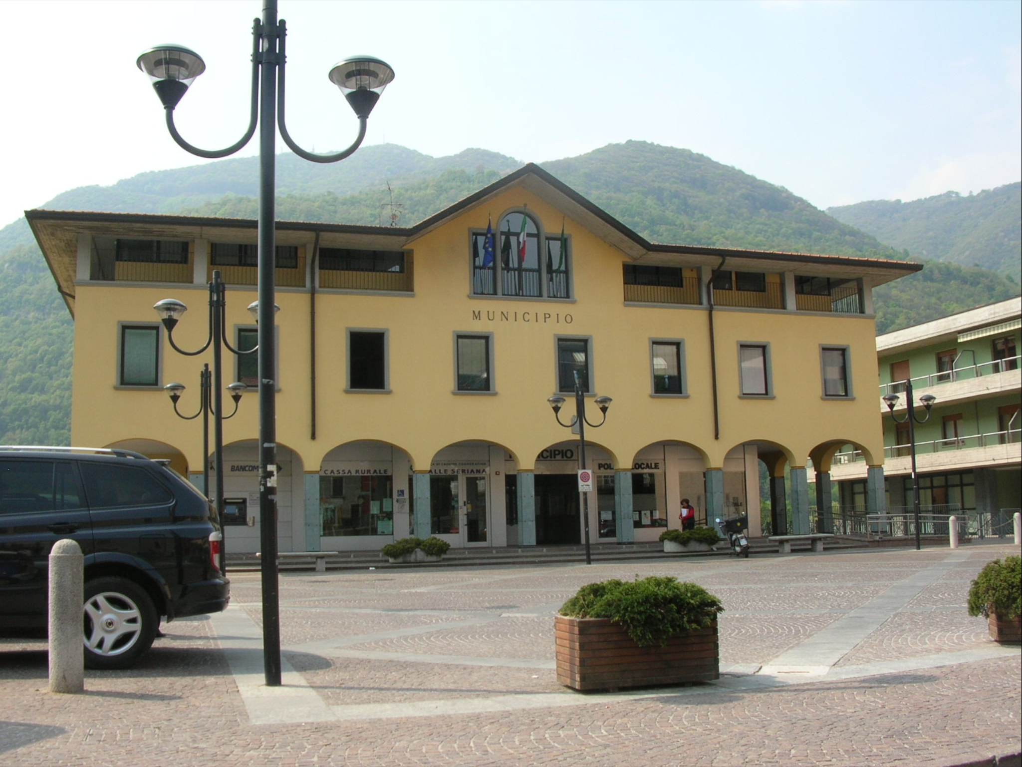 Posa travi in legno tetto