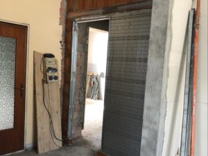 Posa controtelaio porta scorrevole