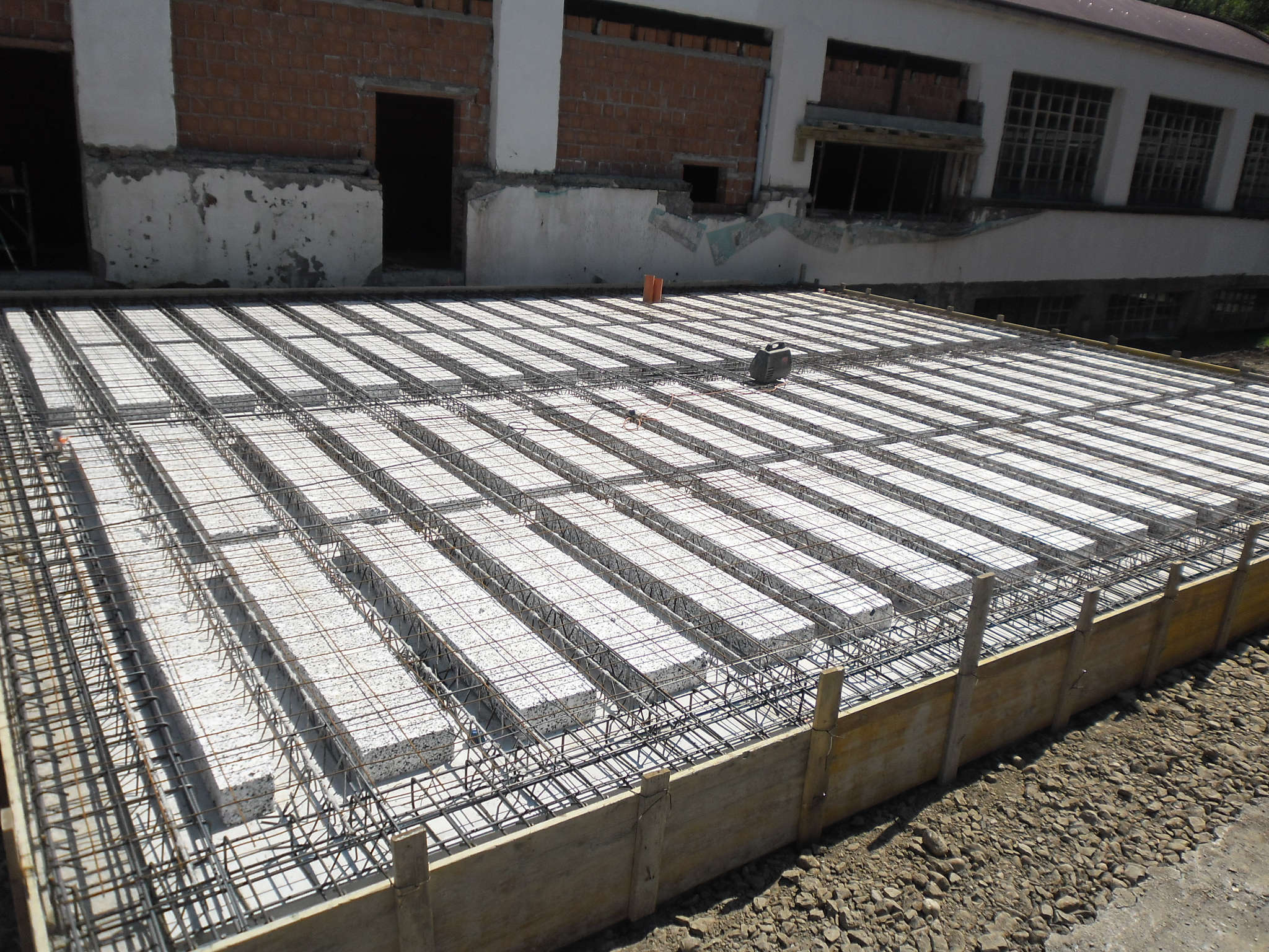 Solaio a lastre prefabbricate