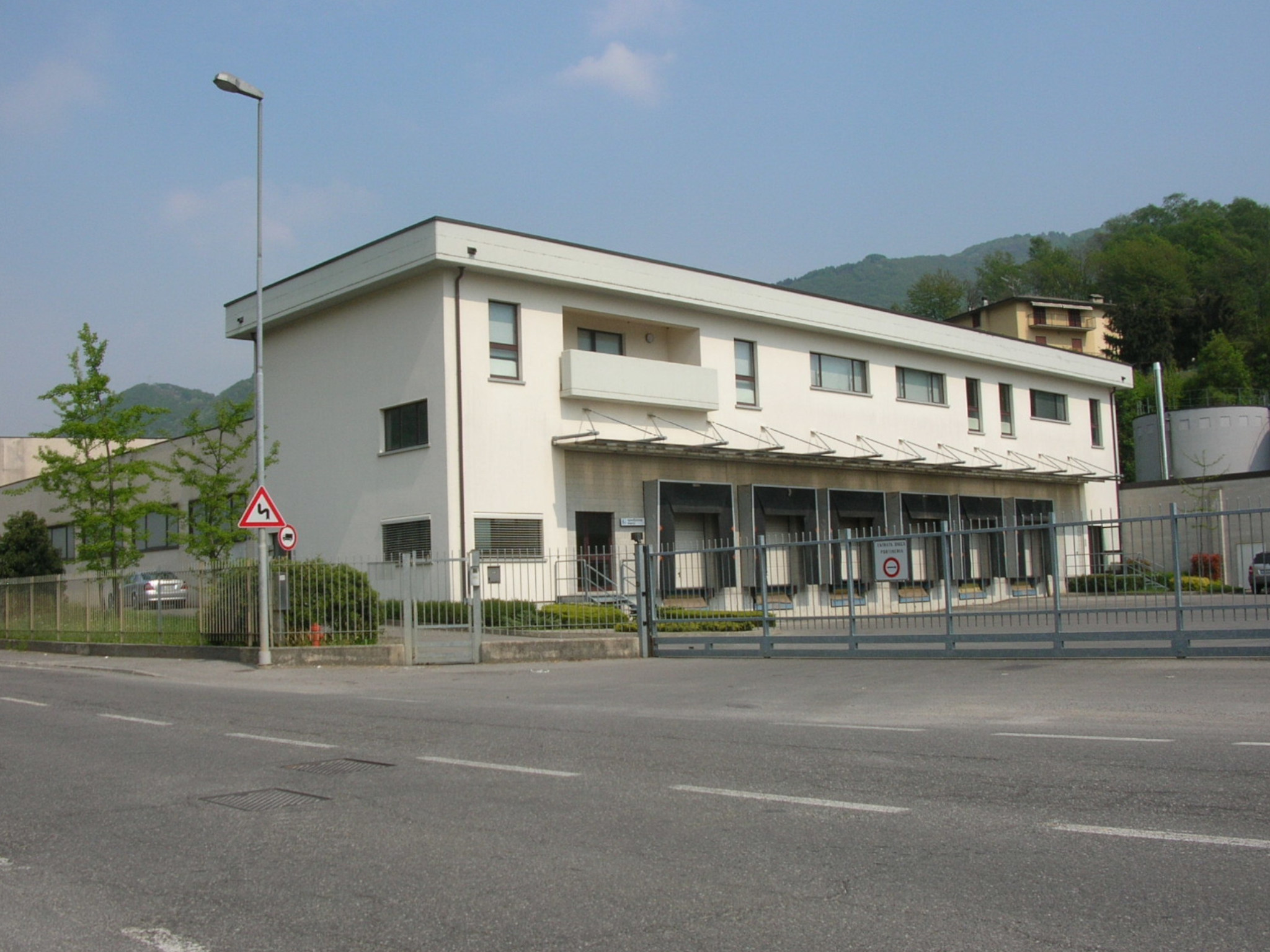 Costruzione edificio industriale